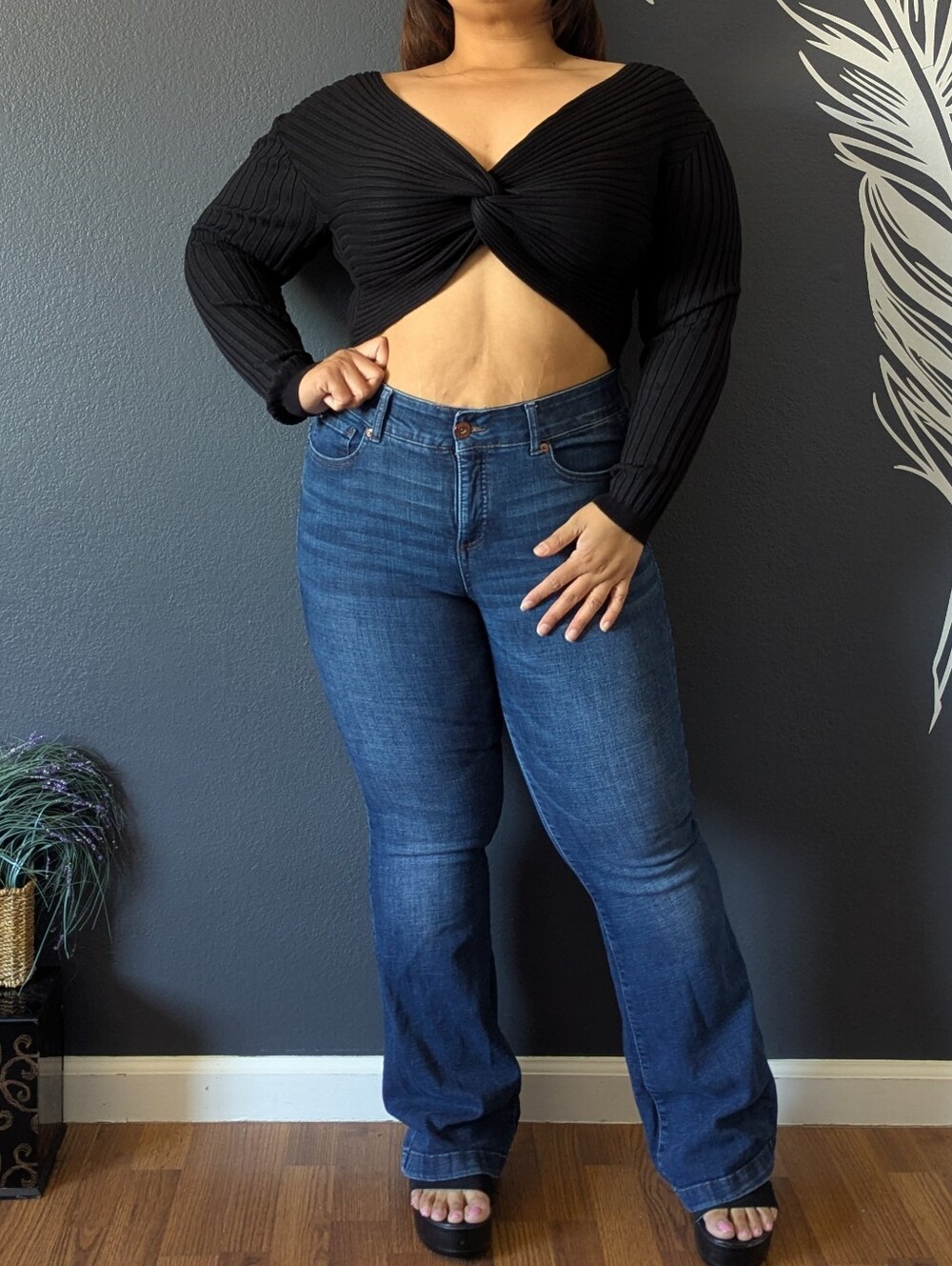 Daisy Black Crop Top